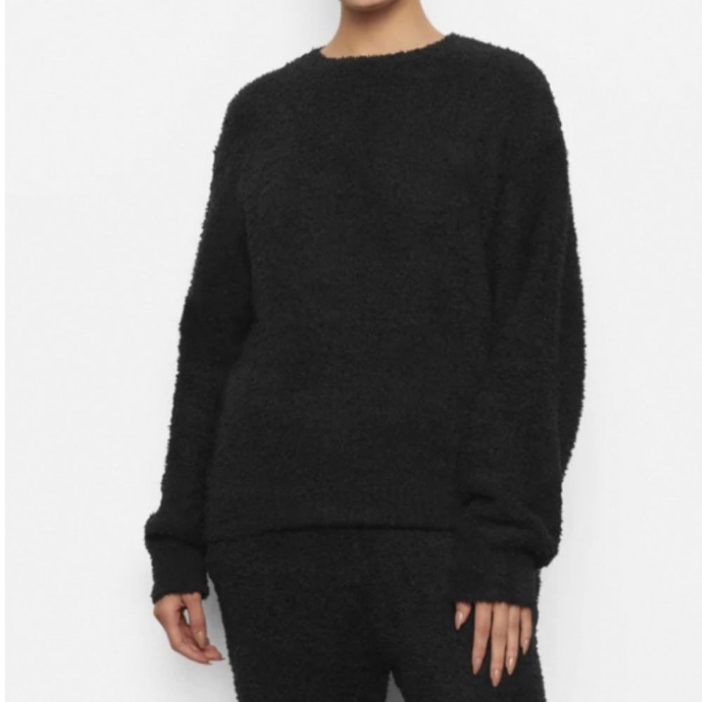 SKIMS Cozy Knit Unisex Pullover Top